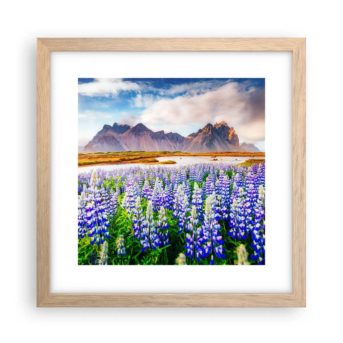 Plakat i ramme af lyst egetræ - Styrke og strenghed ved siden af blidhed - 30x30 cm