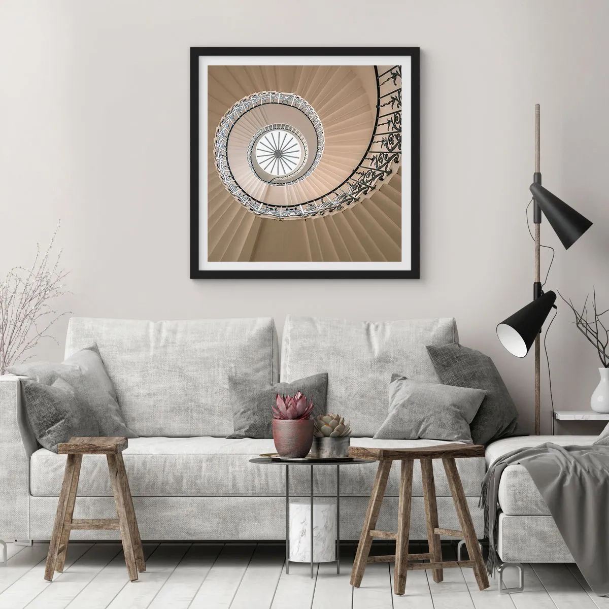 Plakat i sort ramme - I midten af en skal - 50x50 cm