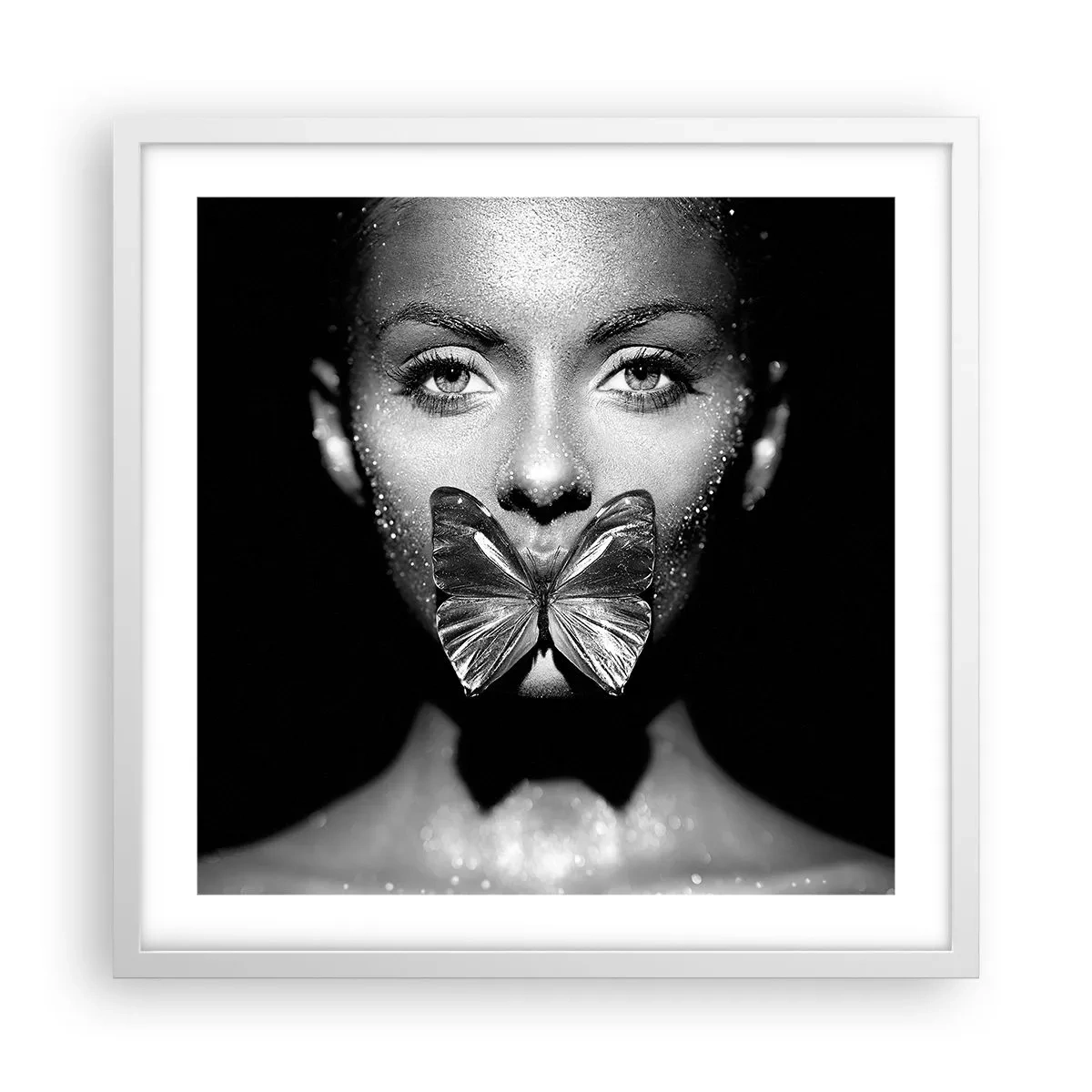 Plakat i hvid ramme - Sommerfuglekys - 50x50 cm