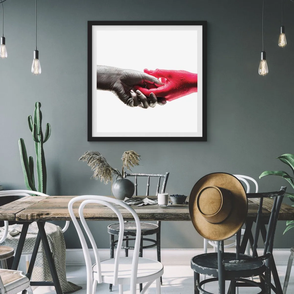 Plakat i sort ramme - Sammen, om end forskellige - 60x60 cm