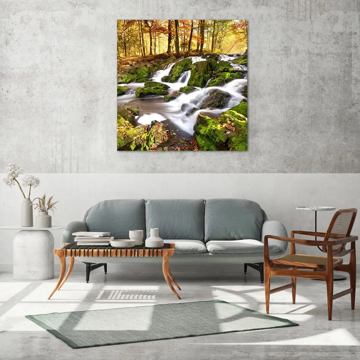 Billede på glas - Bystrøm gennem efterårsskoven - 60x60 cm