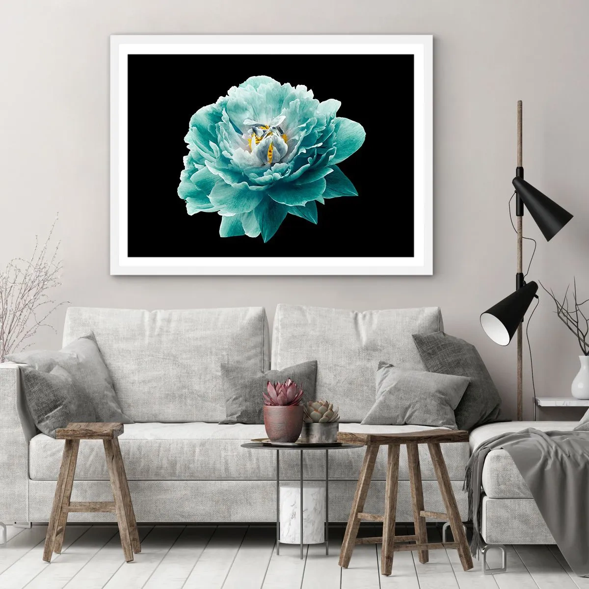 Plakat i hvid ramme - Blå og gyldne kronblade - 100x70 cm