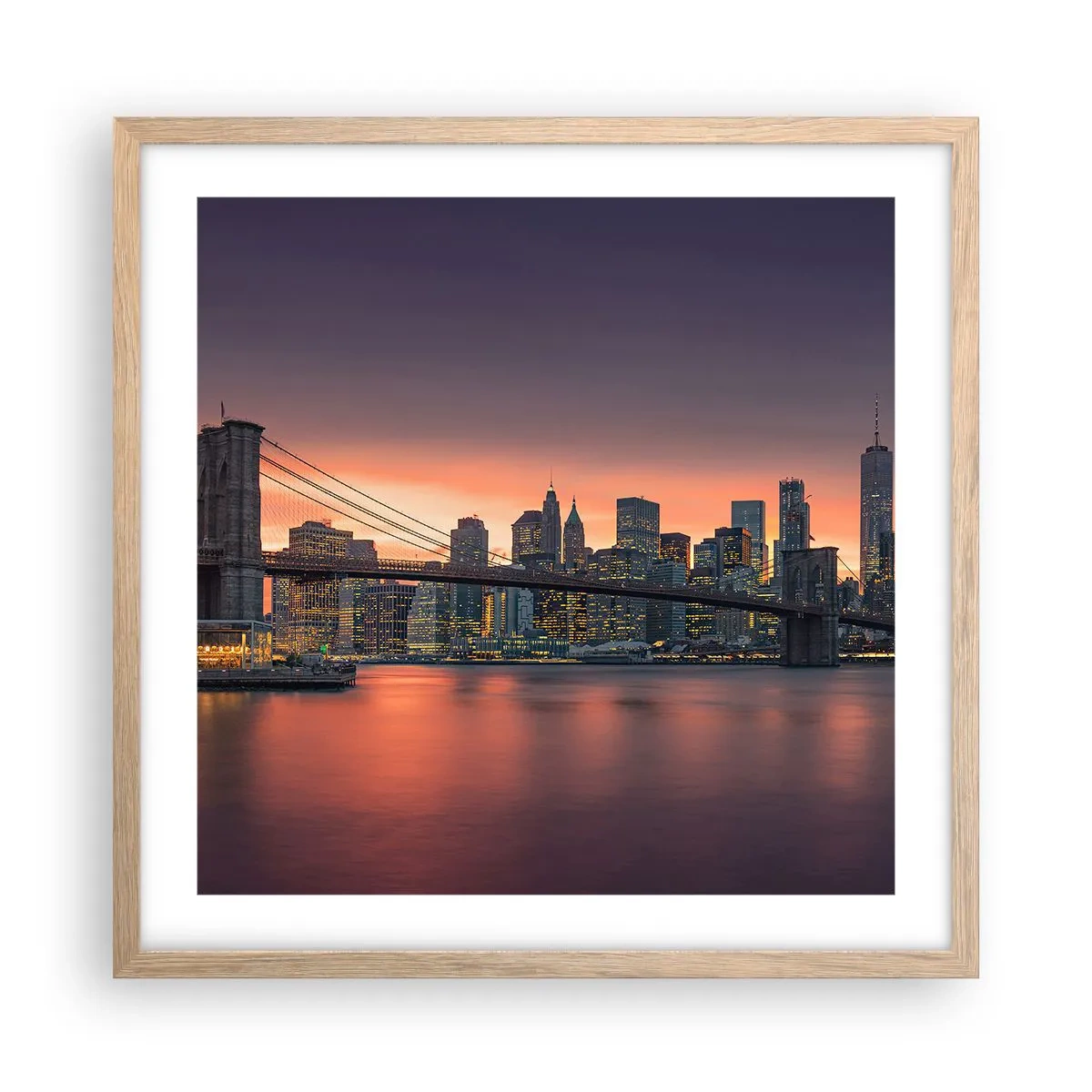 Plakat i ramme af lyst egetræ - Sænket i lilla stilhed - 50x50 cm
