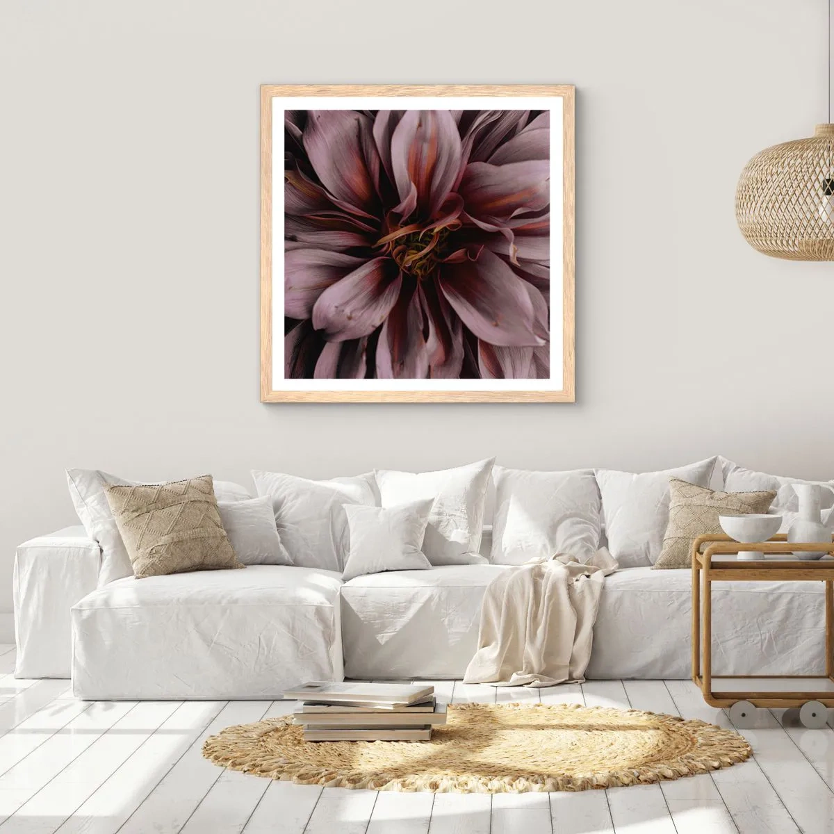 Plakat i ramme af lyst egetræ - Blomstret hjerte - 60x60 cm