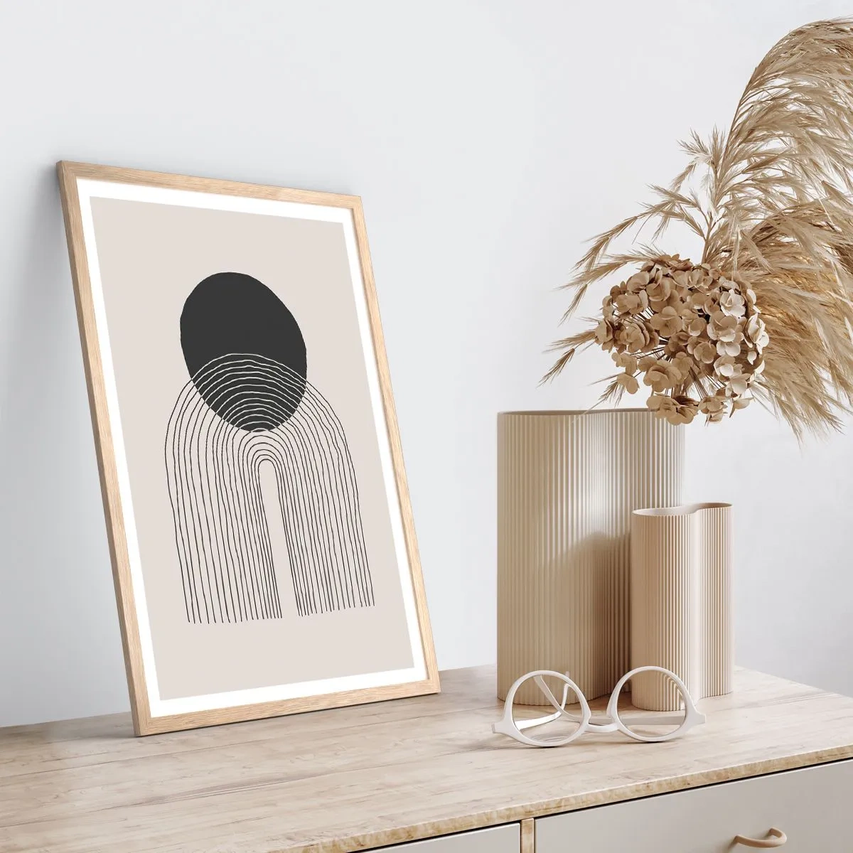 Plakat i ramme af lyst egetræ - Rystende og selvsikker - 50x70 cm