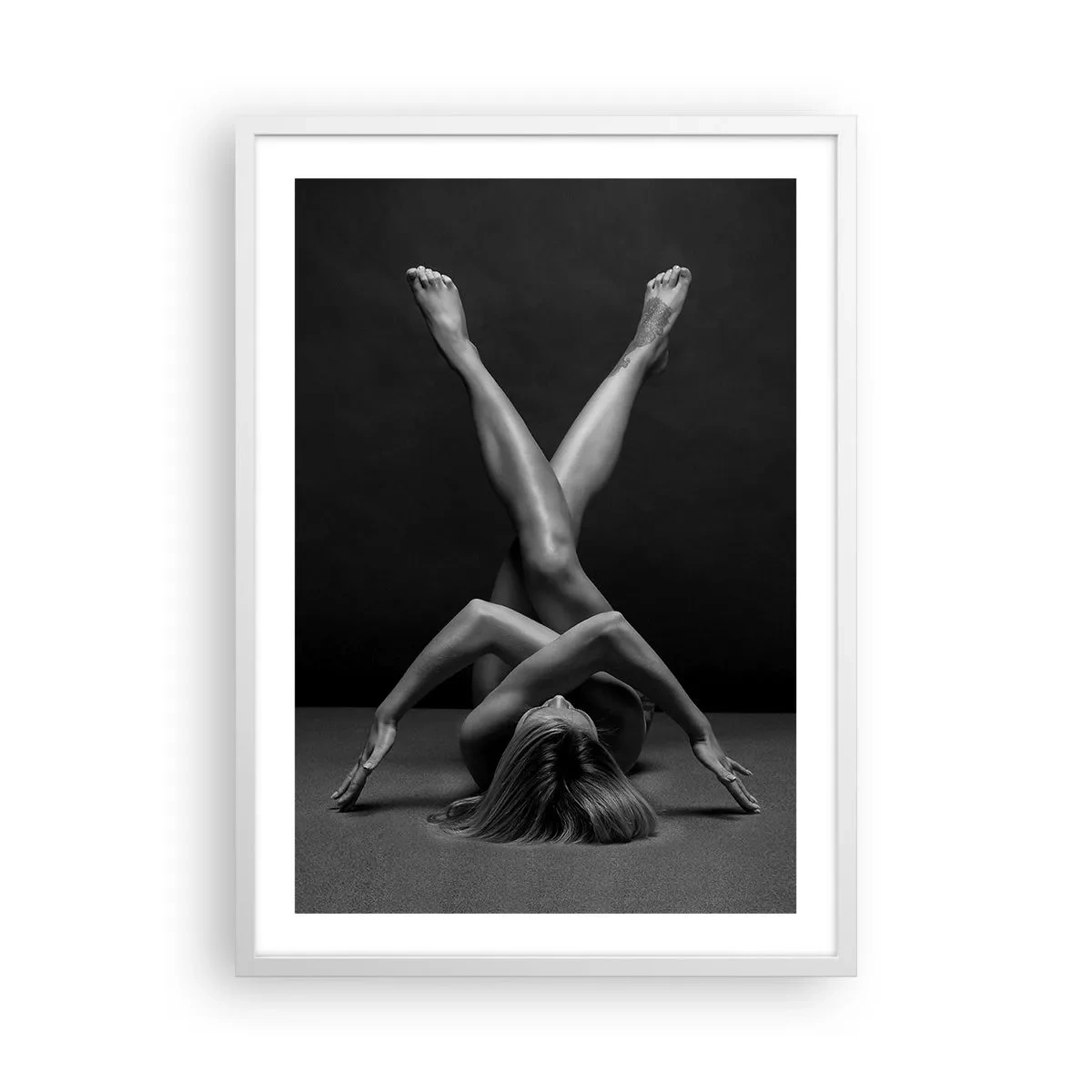 Plakat i hvid ramme - Nøgenhedens geometri - 50x70 cm