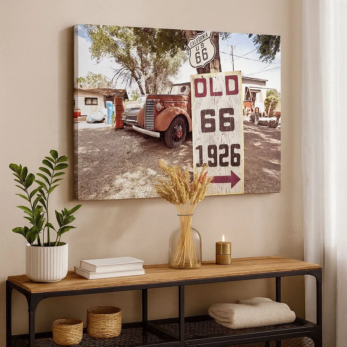 Lærredstryk - Billede på lærred - Retrobil og Route 66-skilt i rustikke omgivelser - 70x50cm - En legende om det amerikanske landskab - Moderne vægdekoration til stue og soveværelse ARTTOR
