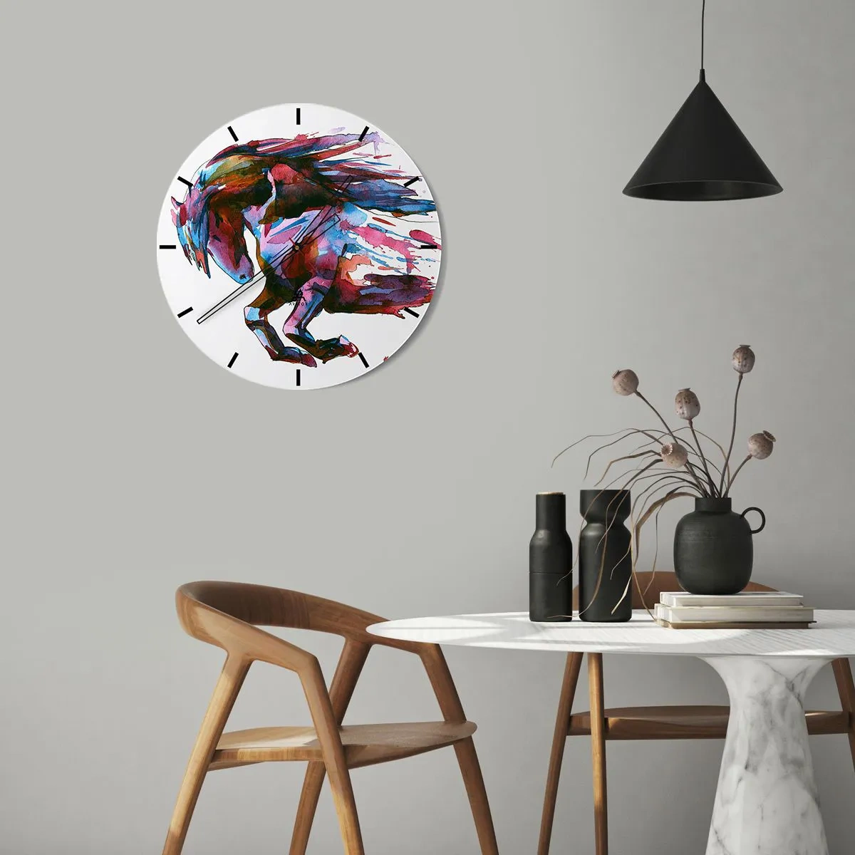 Vægur, Uret - En dynamisk hest i akvarelfarver med en flagrende manke - 30x30cm - I henrykkelse - Moderne vægdekoration til stue, køkken og soveværelse ARTTOR