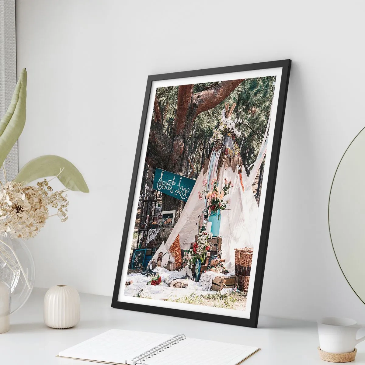 Plakat i sort ramme - Make love… - 40x50 cm