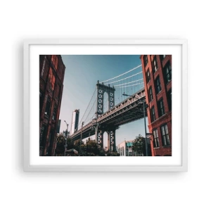 Plakat i hvid ramme - Over byens bølger - 50x40 cm