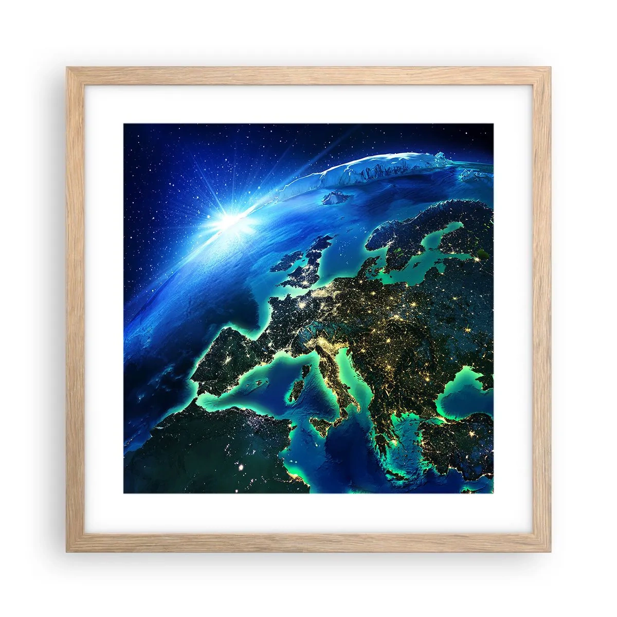 Plakat i ramme af lyst egetræ - Et funklende Europa - 40x40 cm