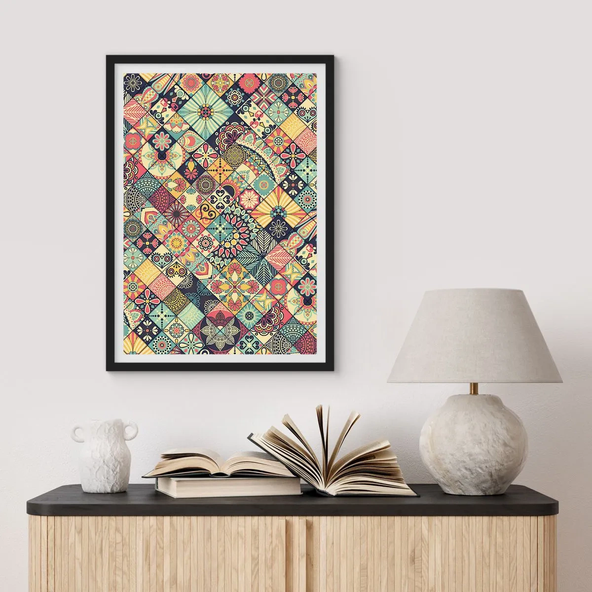 Plakat i sort ramme - Farverigt mosaikmønster - 50x70cm - Marokkansk stemning - Moderne vægdekoration til stue og soveværelse ARTTOR