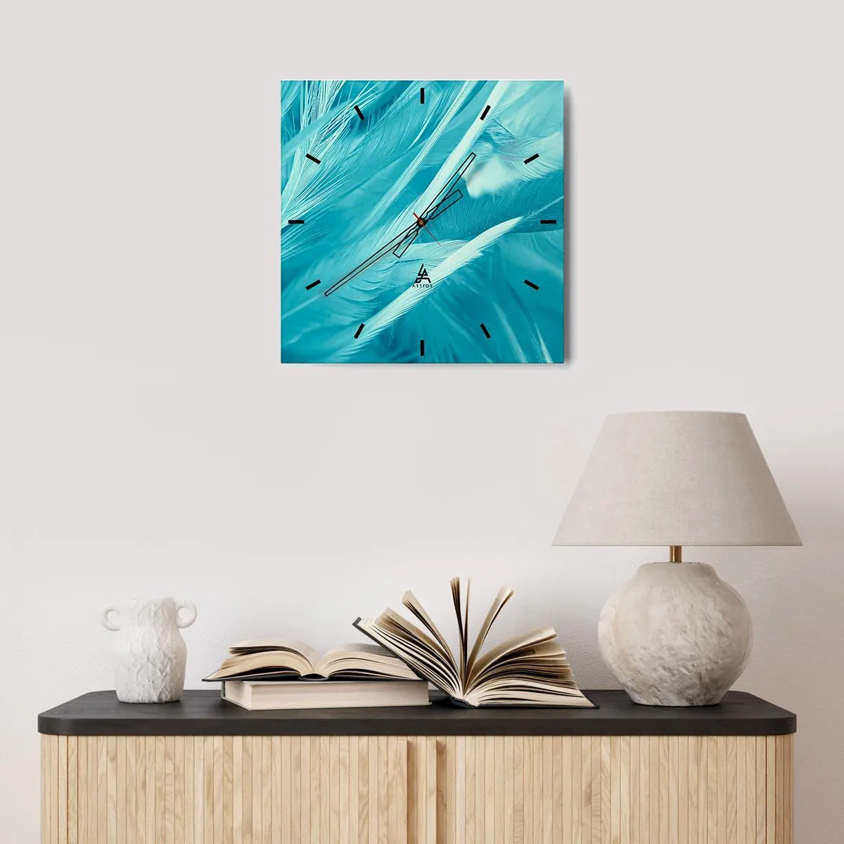 Vægur, Uret - At drukne i fluff - 40x40 cm