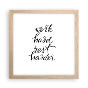 Plakat i ramme af lyst egetræ - Balance i livet - 30x30 cm