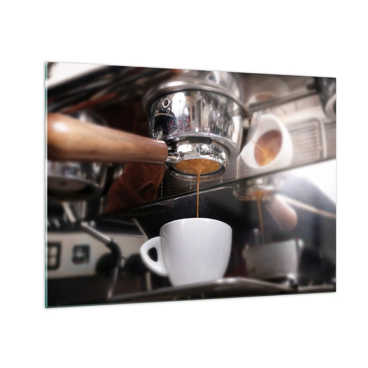 Billede på glas - Nærbillede af en kop kaffe, der hældes fra en trykkaffemaskine - 70x50cm - Et godt øjeblik på dagen - Moderne vægdekoration til stue og soveværelse ARTTOR