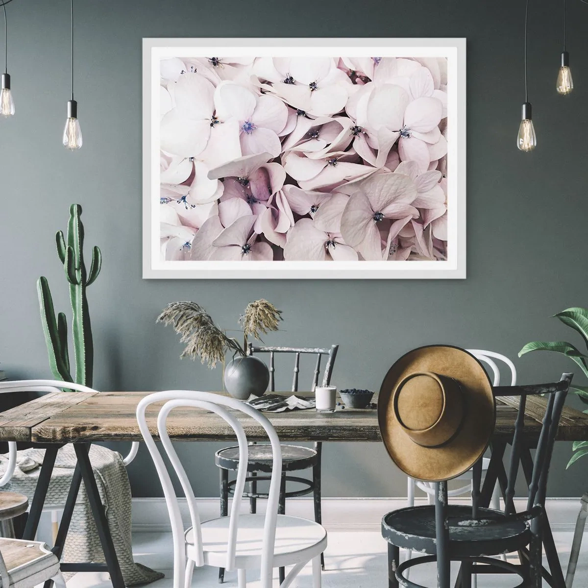 Plakat i hvid ramme - I en flod af blomster - 40x30 cm