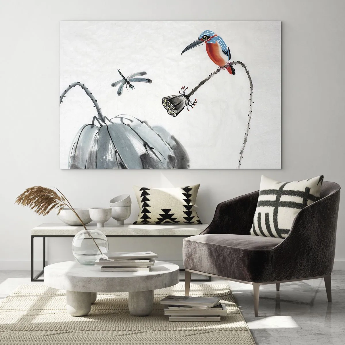 Billede på glas - Illustration af en farverig fugl og en guldsmed mod en baggrund af vegetation - 70x50cm - Engenes liv - Moderne vægdekoration til stue og soveværelse ARTTOR