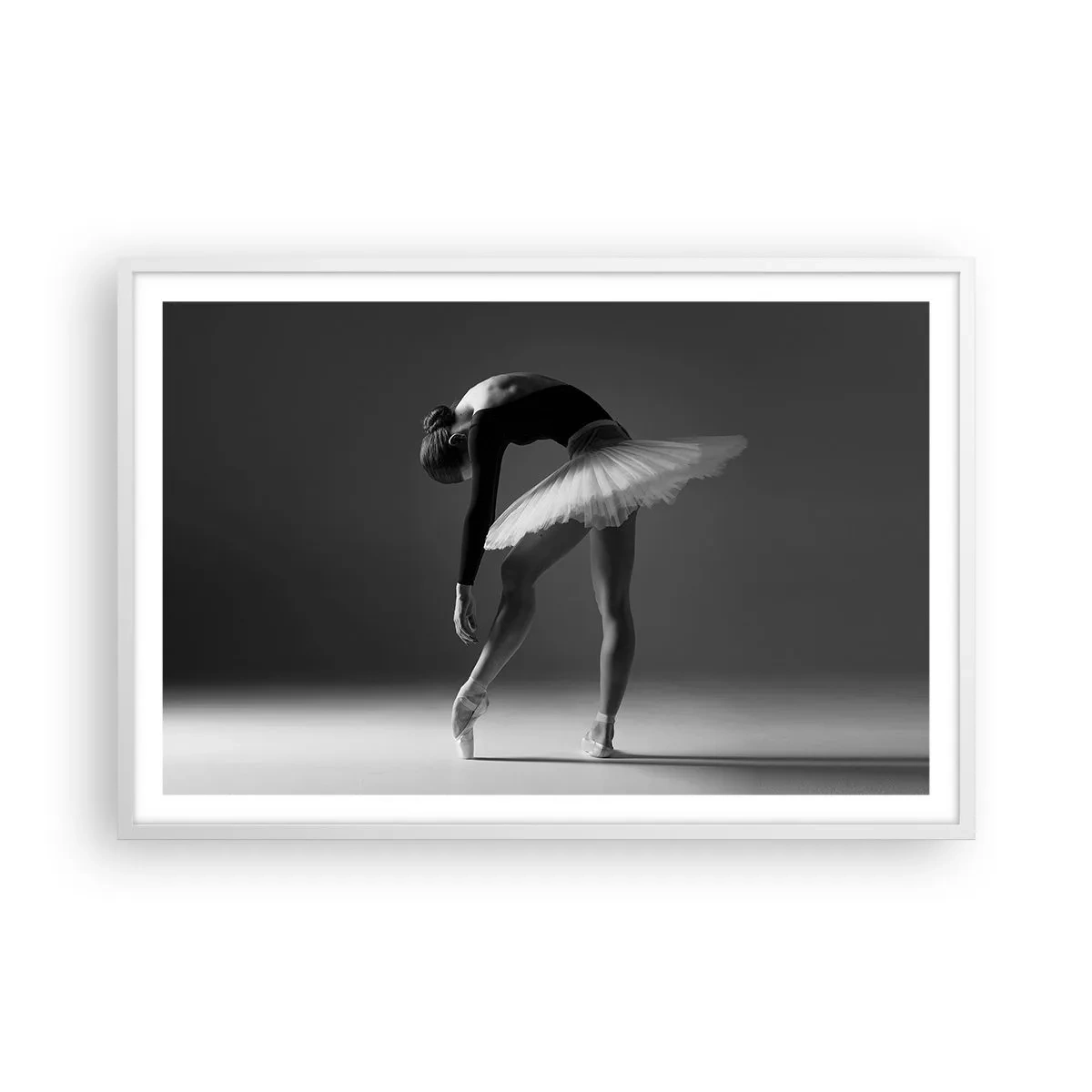 Plakat i hvid ramme - Bella balerina - 91x61 cm