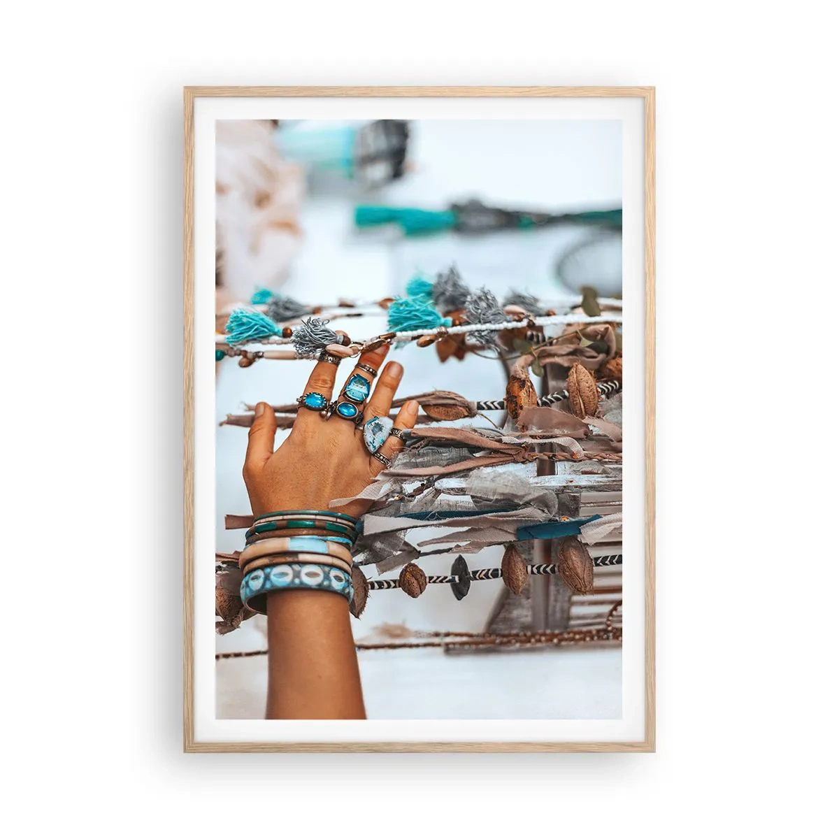 Plakat i ramme af lyst egetræ - Lokale skatte - 70x100 cm