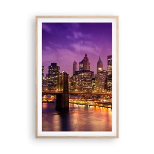 Plakat i ramme af lyst egetræ - Lilla og gylden Manhattan - 61x91 cm