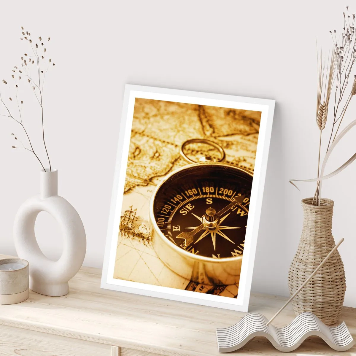 Plakat i hvid ramme - Øst eller vest? - 40x50 cm