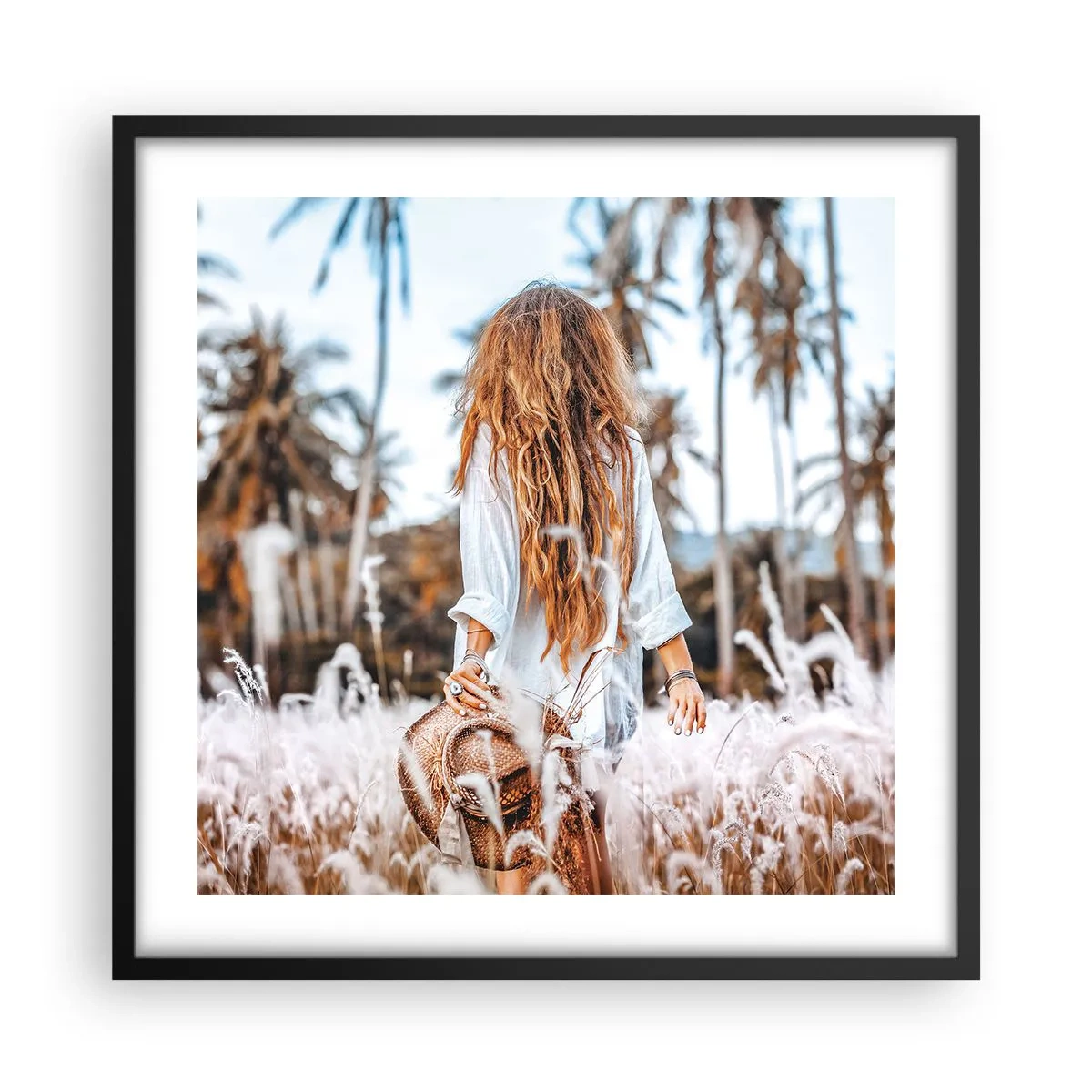 Plakat i sort ramme - Født af græsdun - 50x50 cm