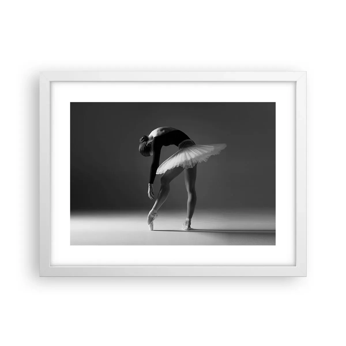 Plakat i hvid ramme - Bella balerina - 40x30 cm