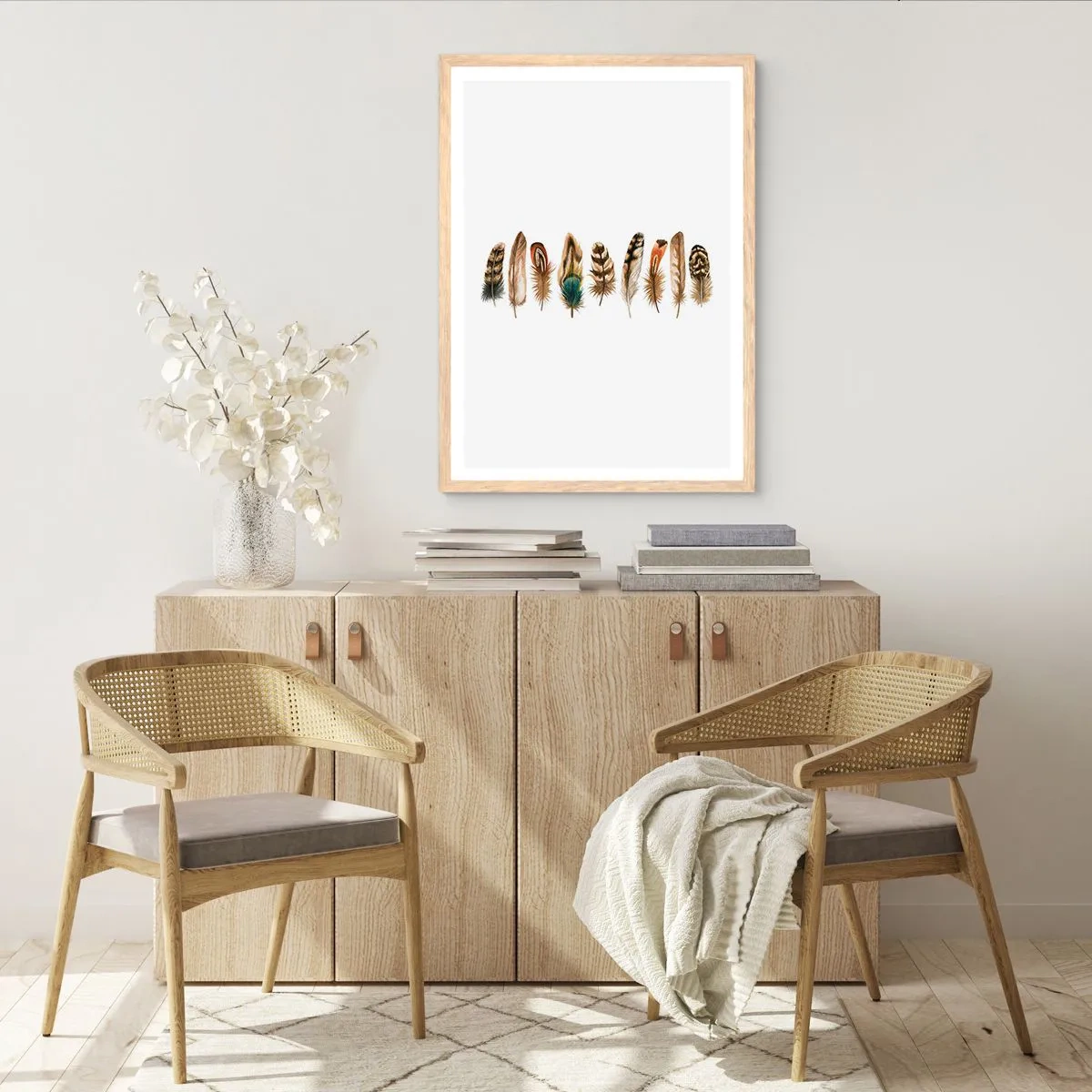 Plakat i ramme af lyst egetræ - Variation med fjer - 70x100 cm