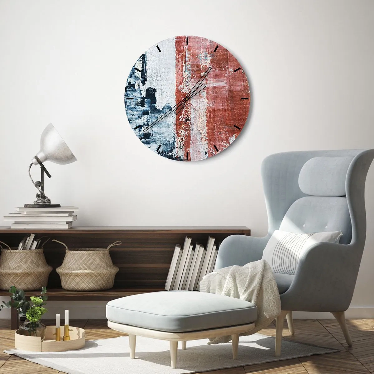 Vægur, Uret - Abstrakt komposition i nuancer af blå og rød - 30x30cm - Abstrakt halvt og halvt - Moderne vægdekoration til stue, køkken og soveværelse ARTTOR