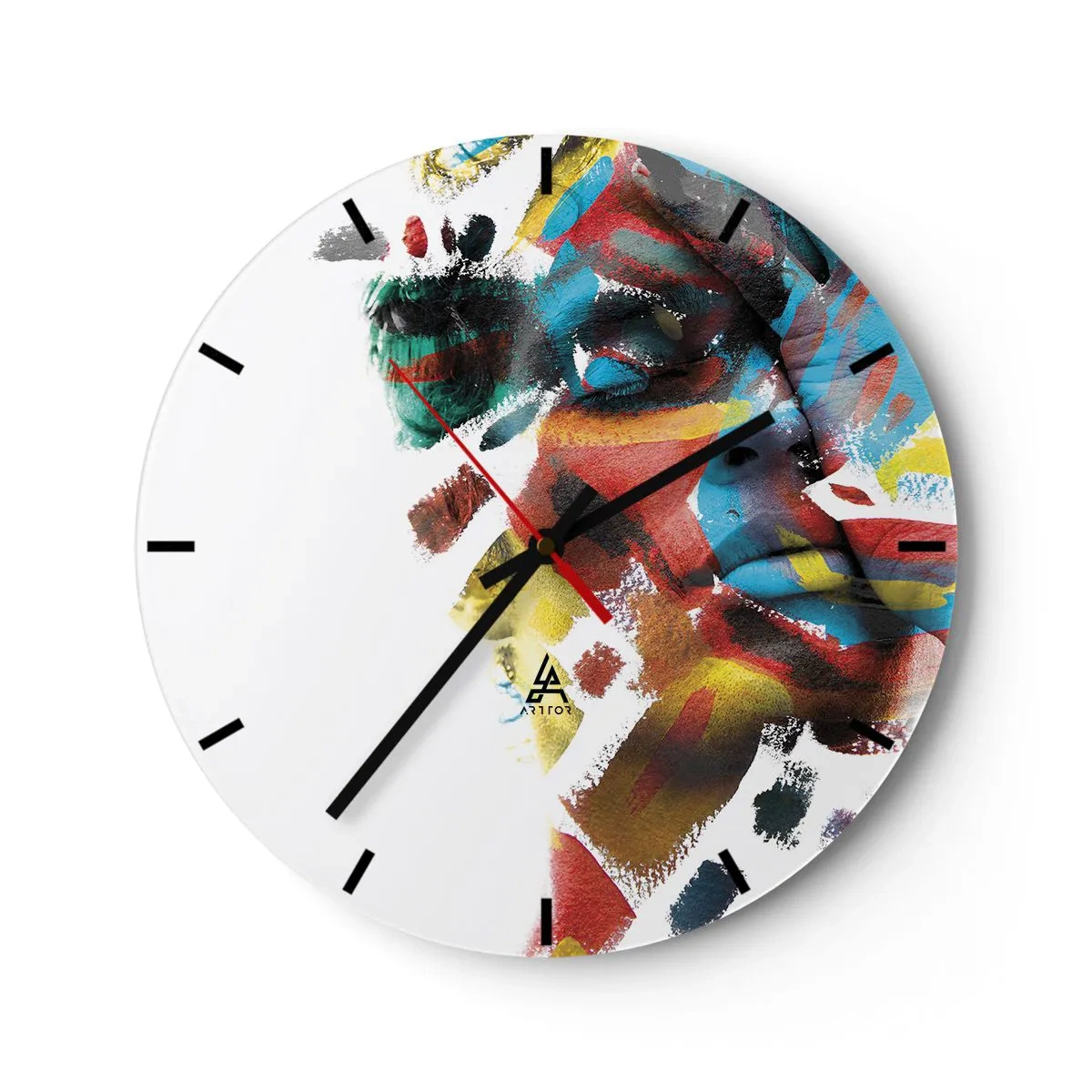 Vægur, Uret - Farverig abstraktion af et ansigt med intense penselstrøg - 30x30cm - Farverig personlighed - Moderne vægdekoration til stue, køkken og soveværelse ARTTOR