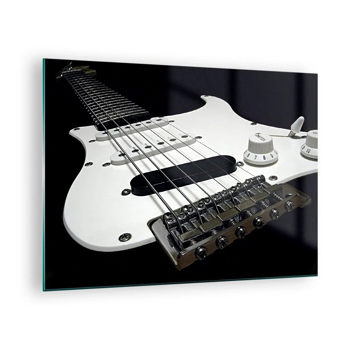Billede på glas - Nærbillede af en hvid elektrisk guitar mod en mørk baggrund - 70x50cm - Lyd skjult i hvidt - Moderne vægdekoration til stue og soveværelse ARTTOR