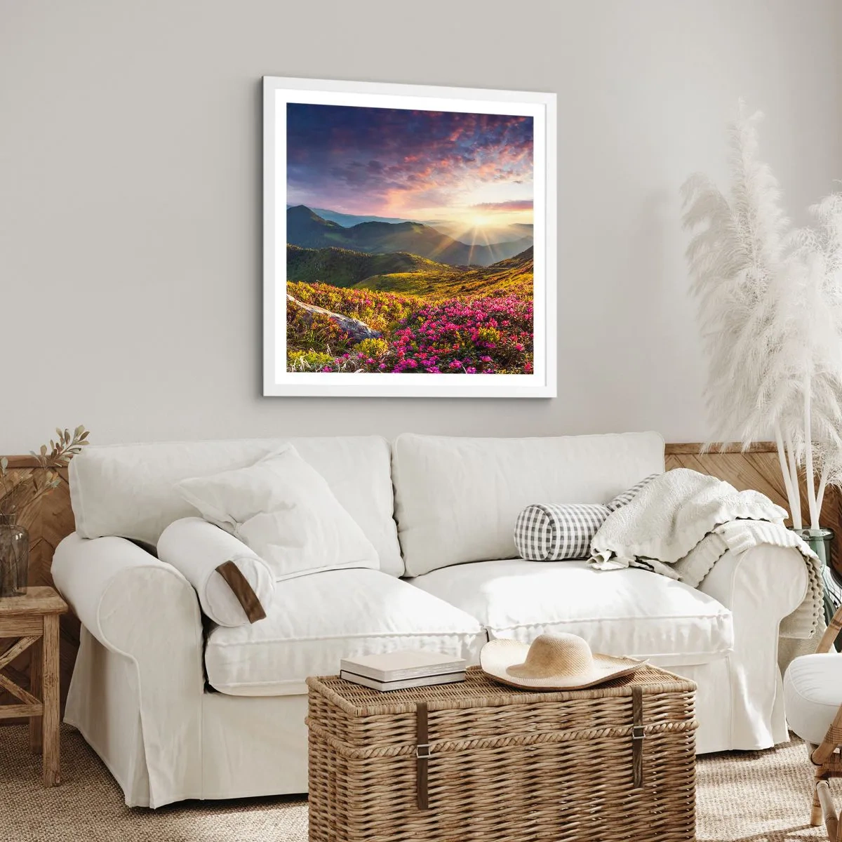 Plakat i hvid ramme - Friskheden af en morgen i bjergene - 30x30 cm