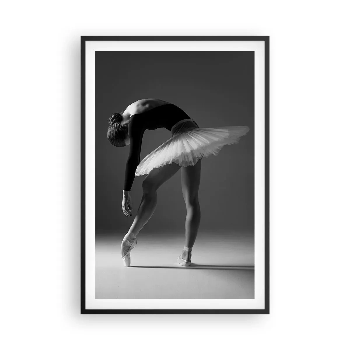 Plakat i sort ramme - Bella balerina - 61x91 cm