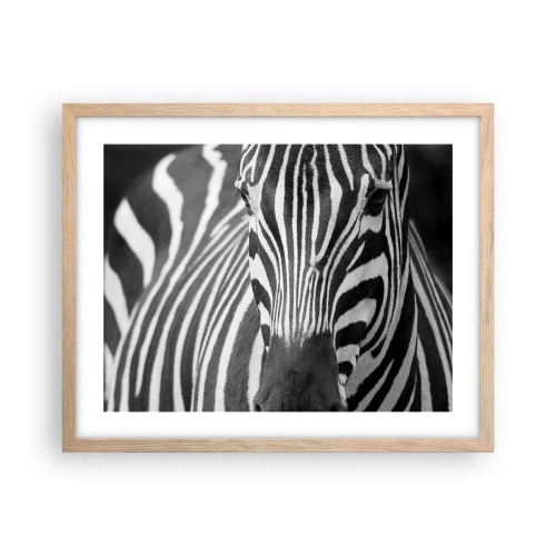 Plakat i ramme af lyst egetræ - Verden er sort og hvid - 50x40 cm