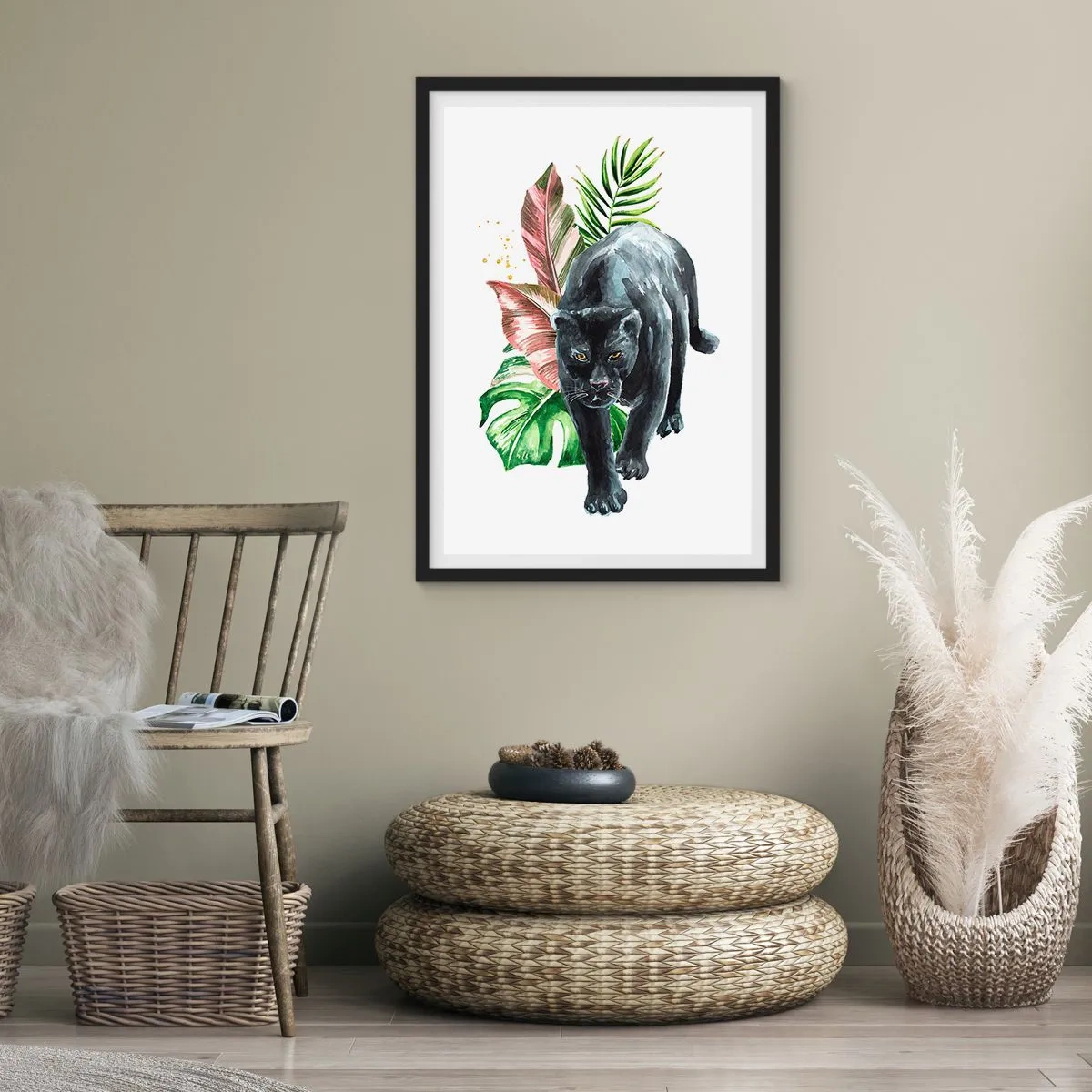 Plakat i sort ramme - Sort panter mod en baggrund af tropiske blade - 50x70cm - Vild i hjertet - Moderne vægdekoration til stue og soveværelse ARTTOR