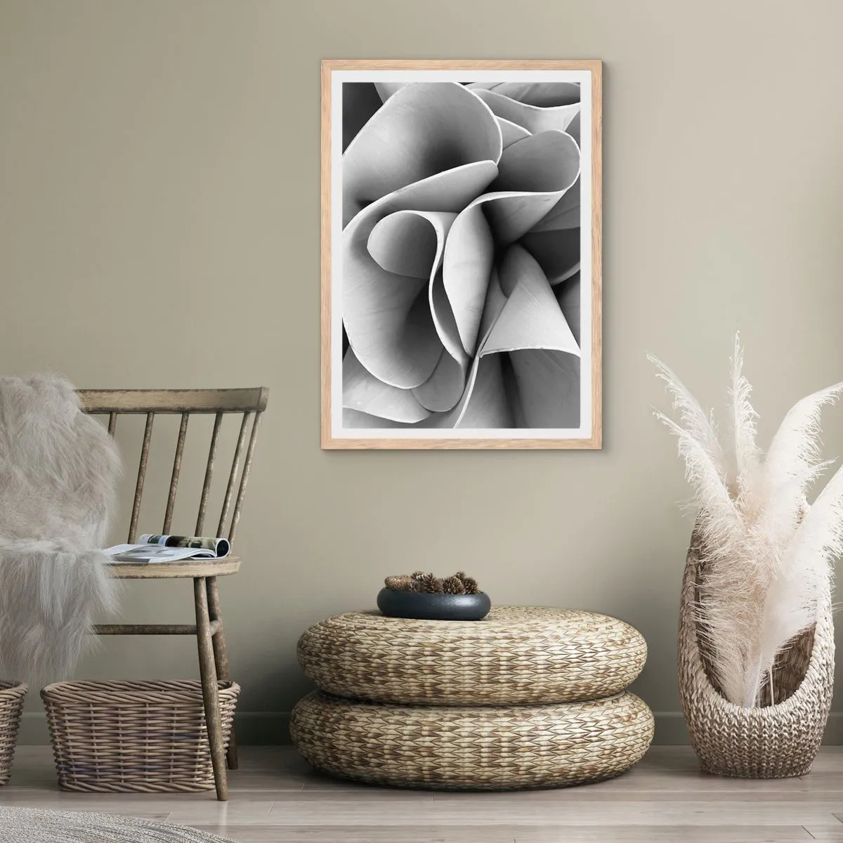 Plakat i ramme af lyst egetræ - Hvad der sker i rummet - 61x91 cm