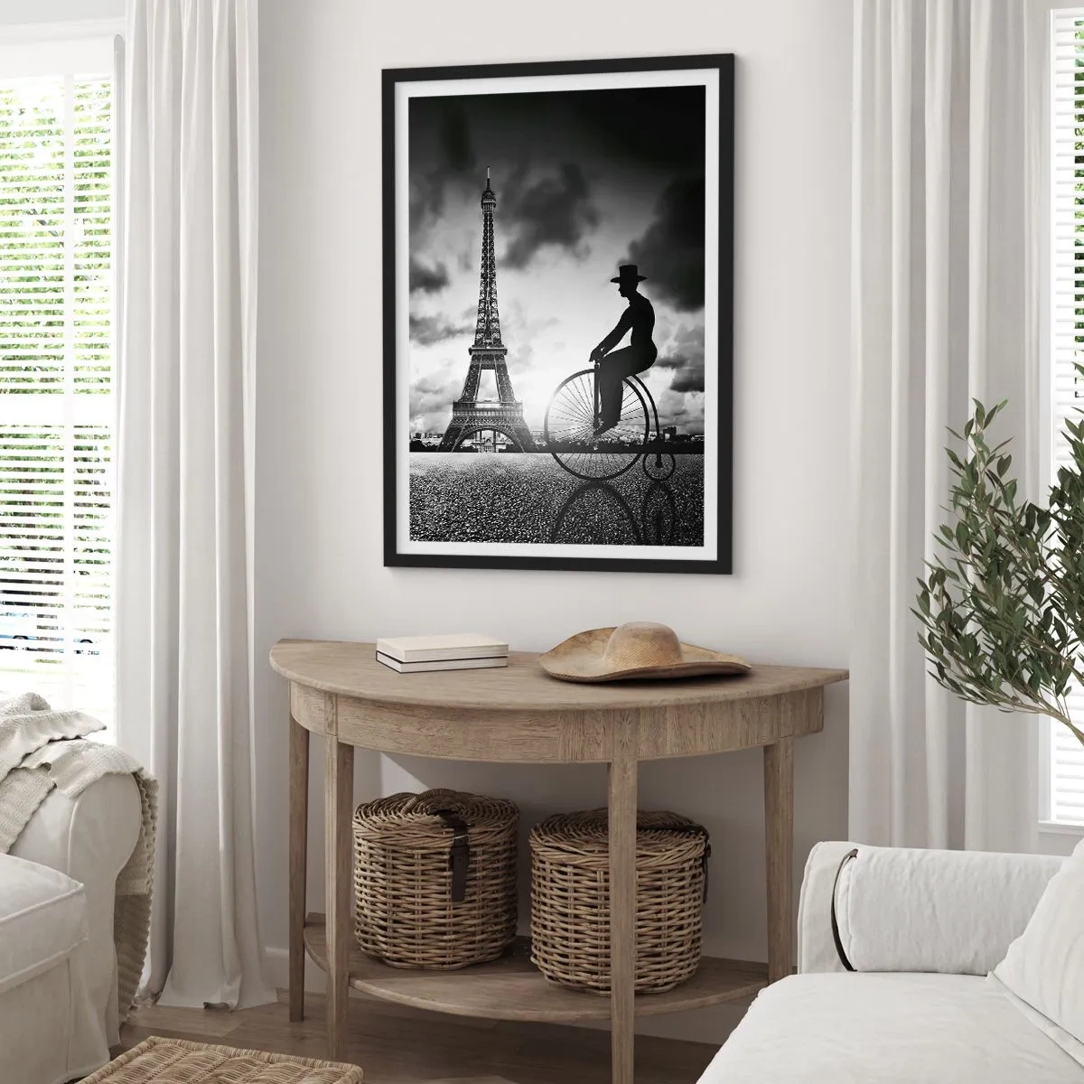 Plakat i sort ramme - Silhuet af en cyklist mod baggrunden af Eiffeltårnet - 50x70cm - Længsel efter Belle Epoque - Moderne vægdekoration til stue og soveværelse ARTTOR