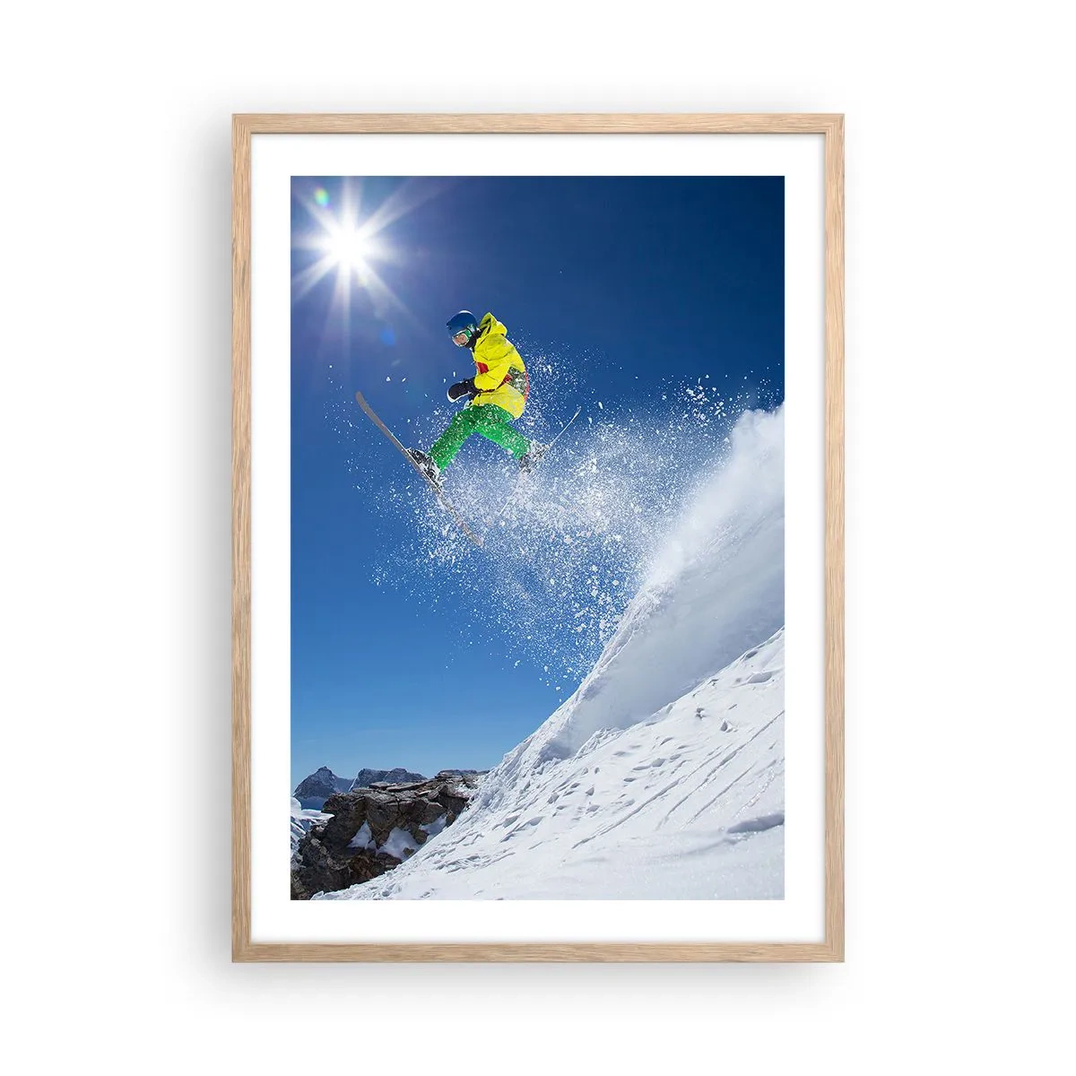 Plakat i ramme af lyst egetræ - Danser med bjergene - 50x70 cm