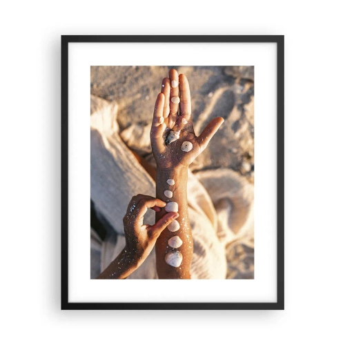 Plakat i sort ramme - Skønhed inden for rækkevidde - 40x50 cm