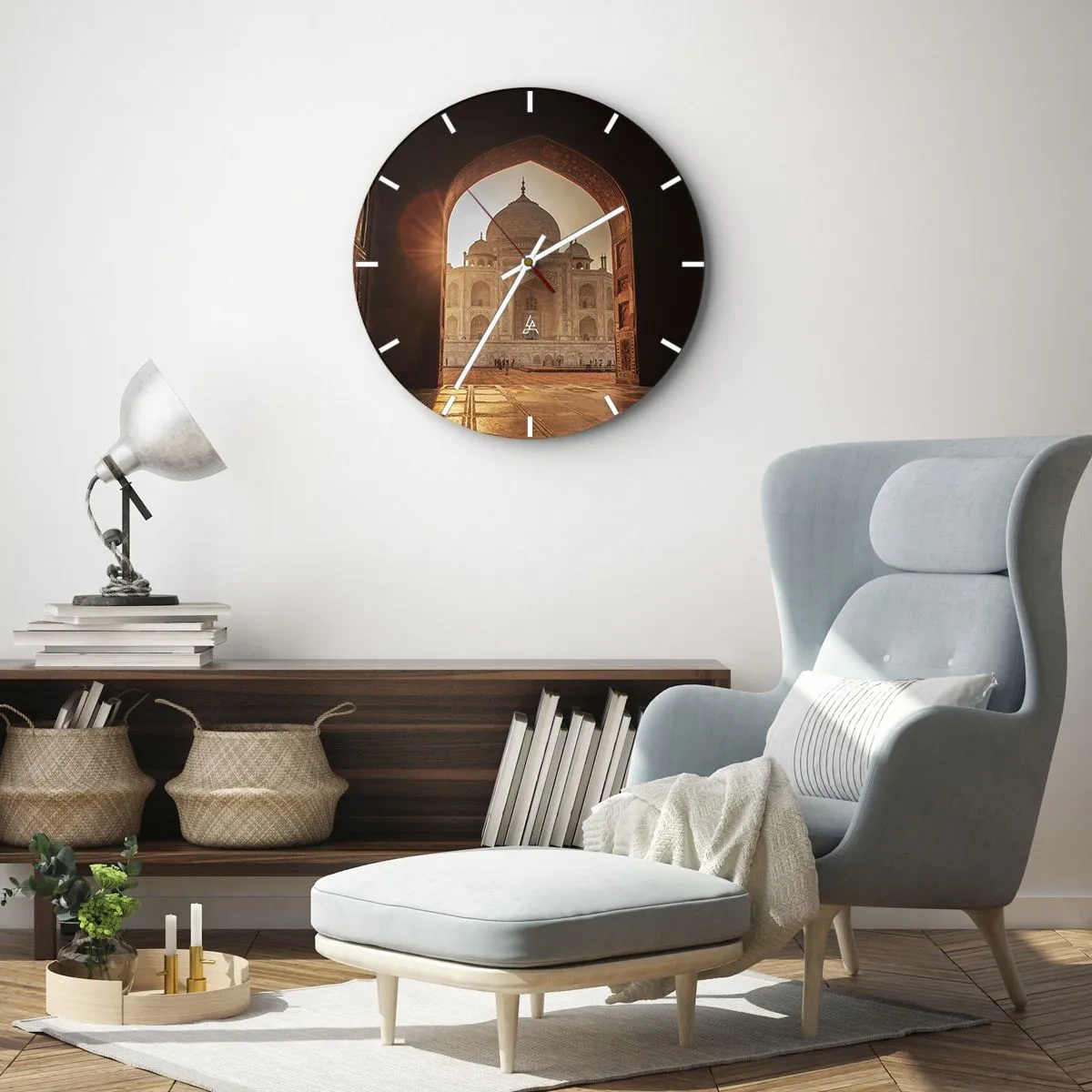 Vægur, Uret - En historisk bygning i sollys set gennem en bue - 30x30cm - Et monument over overjordisk kærlighed - Moderne vægdekoration til stue, køkken og soveværelse ARTTOR