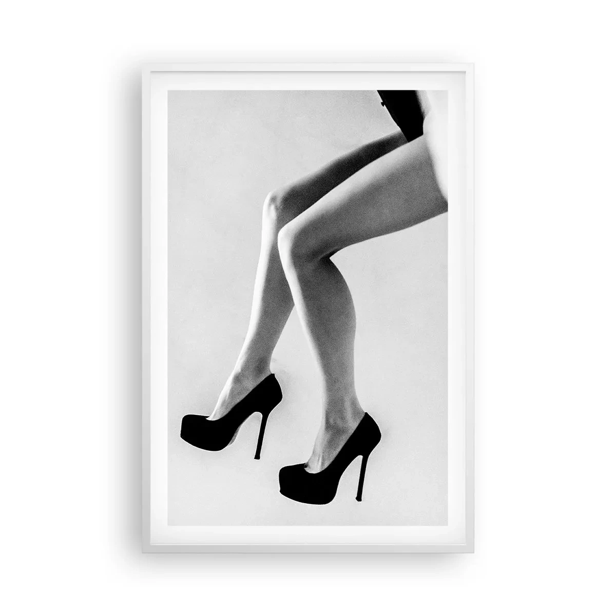 Plakat i hvid ramme - Evig kvindelighed - 61x91 cm