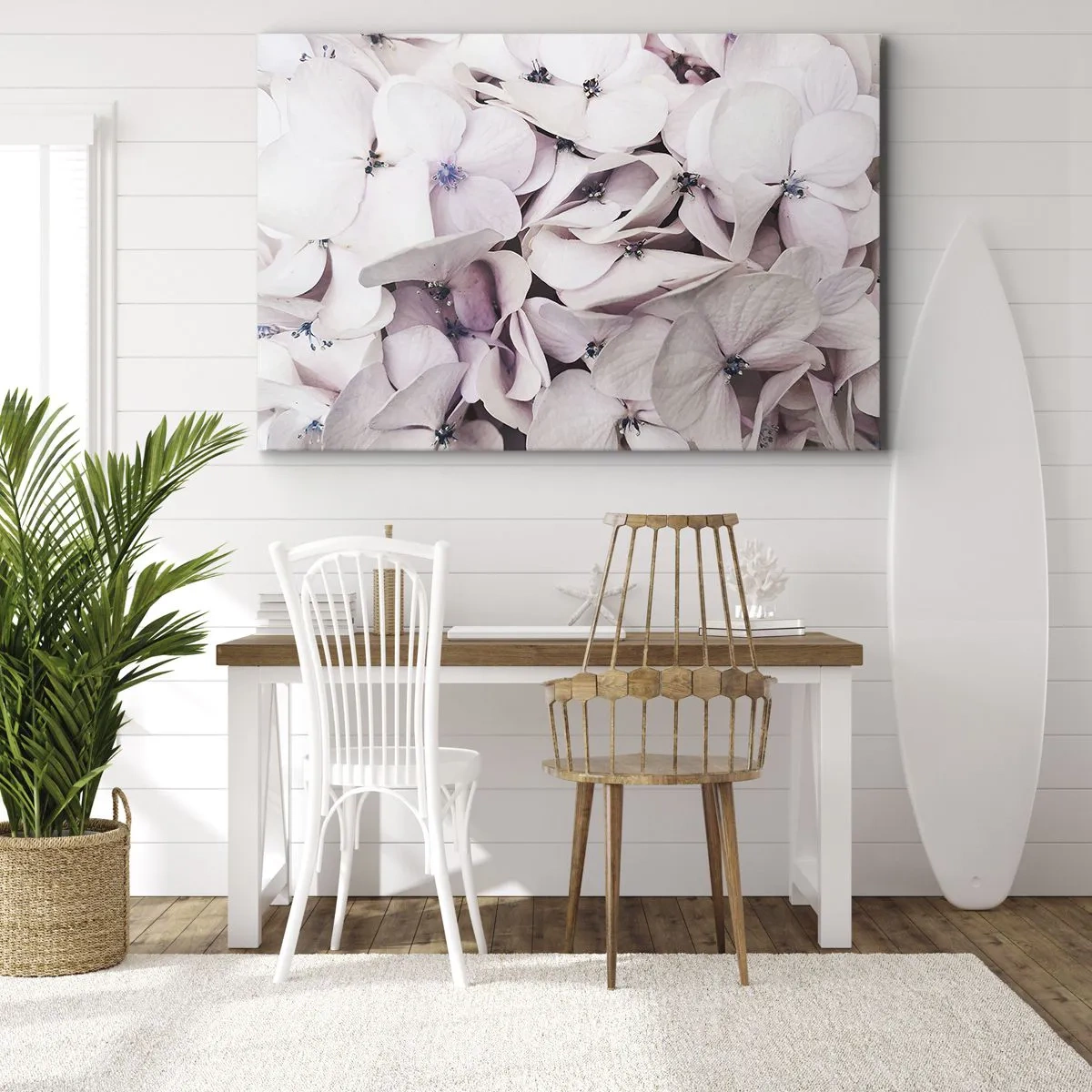 Lærredstryk - Billede på lærred - Delikate hvide hortensiaer i pastelfarver - 70x50cm - I en flod af blomster - Moderne vægdekoration til stue og soveværelse ARTTOR
