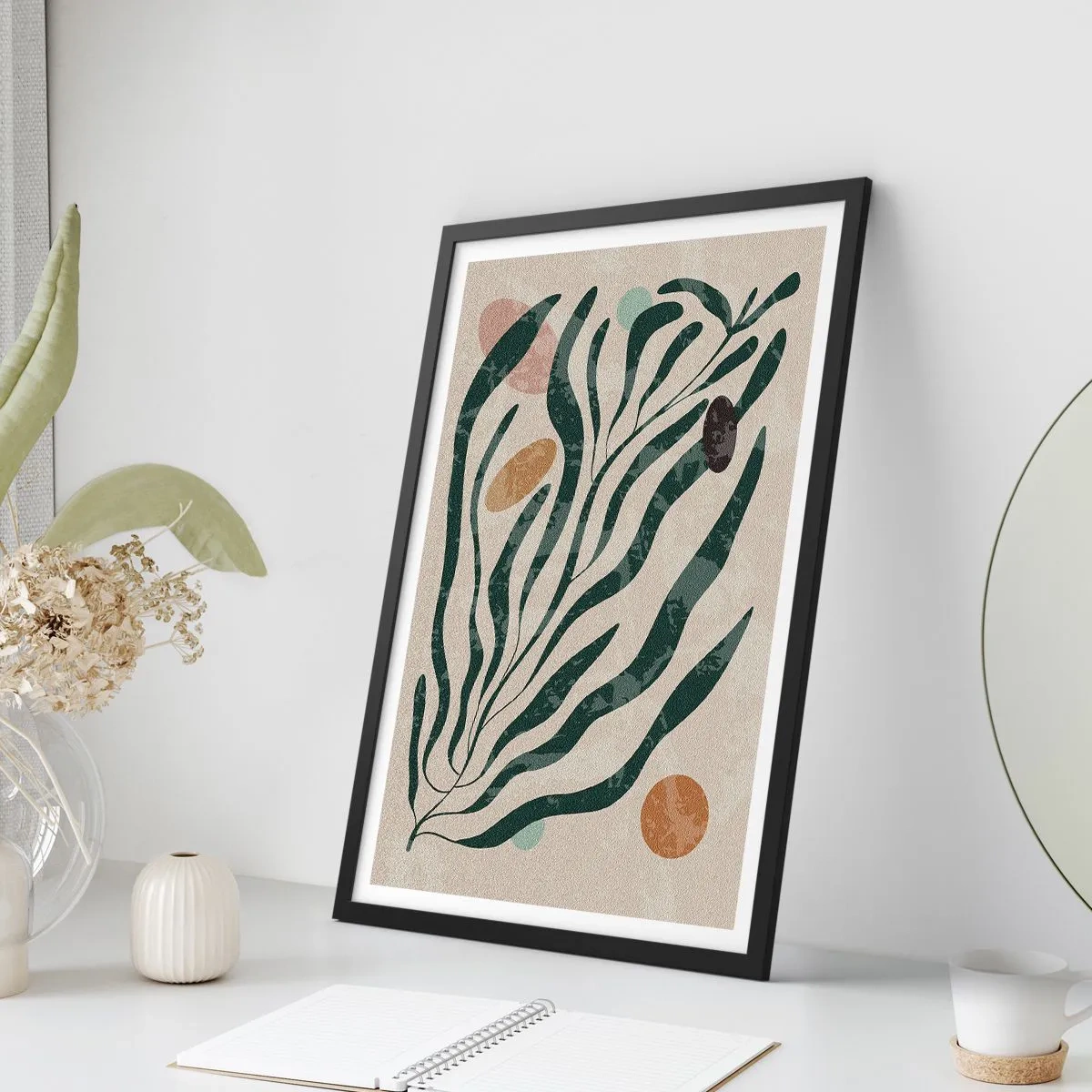 Plakat i sort ramme - Blandt det grønne - 61x91 cm