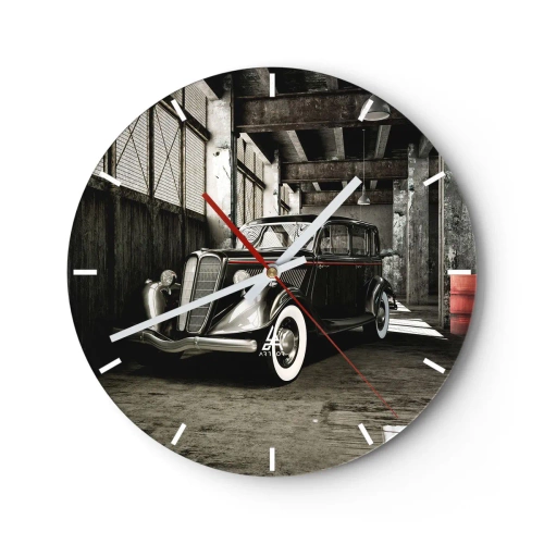 Vægur, Uret - Atmosfærisk garage med en klassisk veteranbil - 30x30cm - 1930'ernes vedvarende elegance. - Moderne vægdekoration til stue, køkken og soveværelse ARTTOR