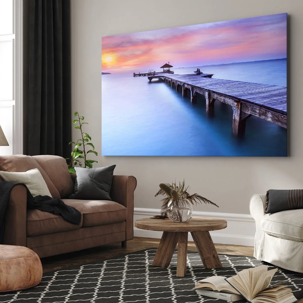 Lærredstryk - Billede på lærred - Træmole, der fører ud til vandet under solnedgang - 70x50cm - Et hav af ro til horisonten - Moderne vægdekoration til stue og soveværelse ARTTOR