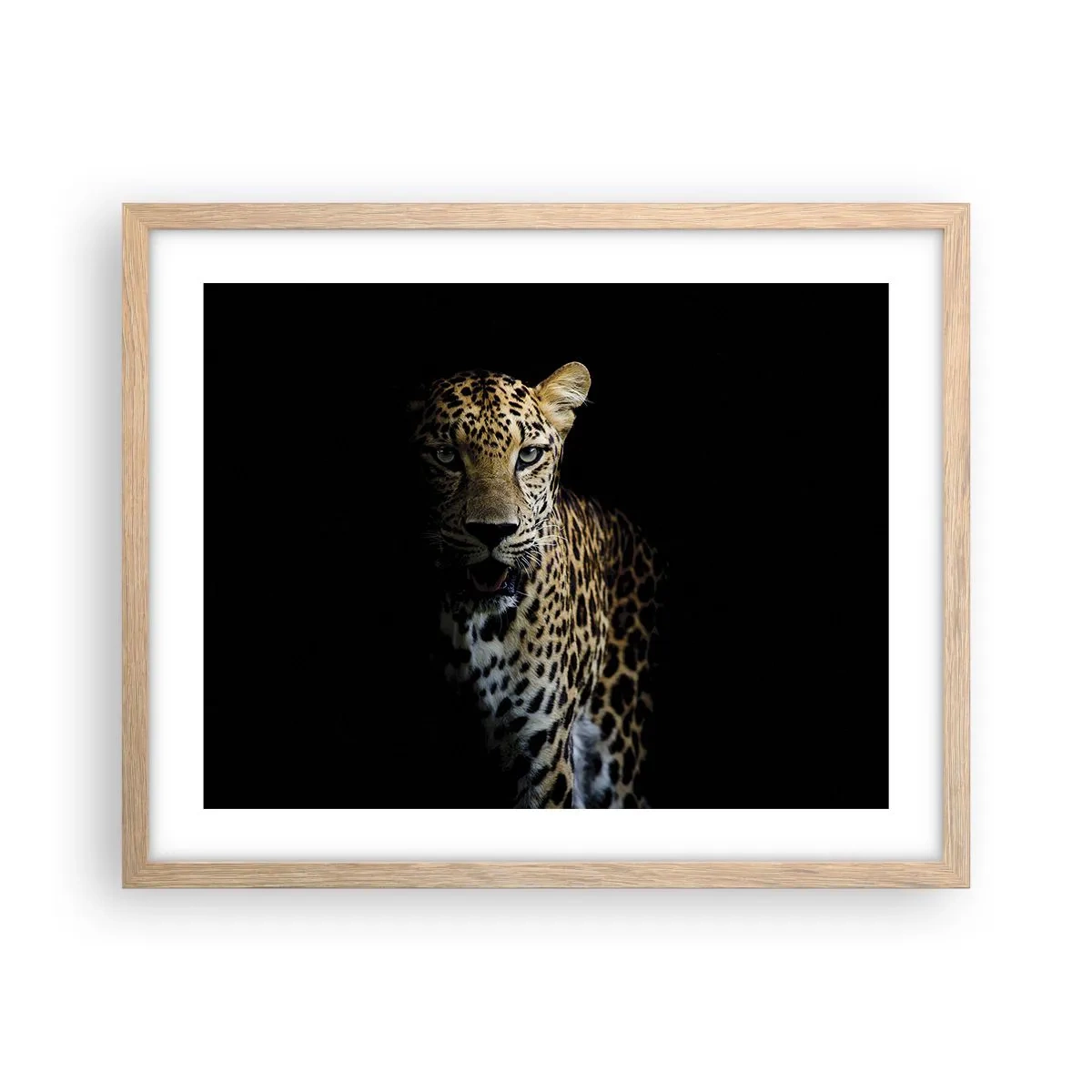 Plakat i ramme af lyst egetræ - Mørk skønhed - 50x40 cm