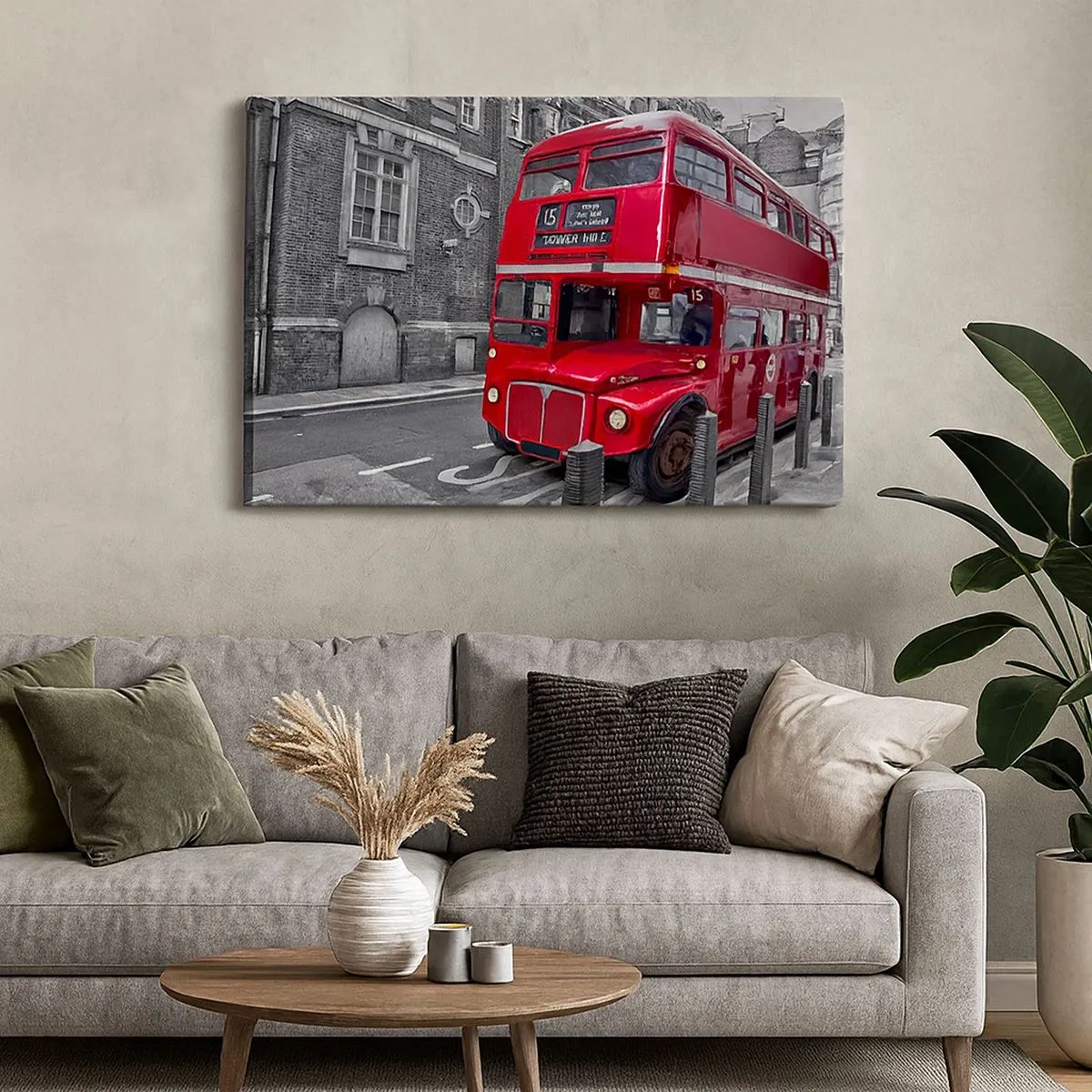 Lærredstryk - Billede på lærred - En rød dobbeltdækkerbus i London mod en baggrund af klassisk arkitektur - 70x50cm - Altid det samme - Moderne vægdekoration til stue og soveværelse ARTTOR