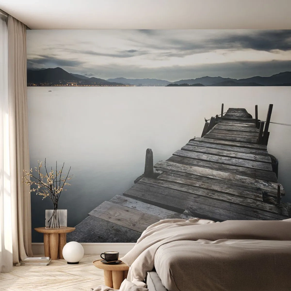 Fototapet Premium Canvas - Fordyb dig i ro og fred - Landskab, Sø, træbro - 250x175 cm