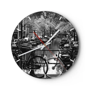 Vægur, Uret - Sort-hvid udsigt over en kanal med cykler i Amsterdam - 30x30cm - En meget hollandsk udsigt - Moderne vægdekoration til stue, køkken og soveværelse ARTTOR