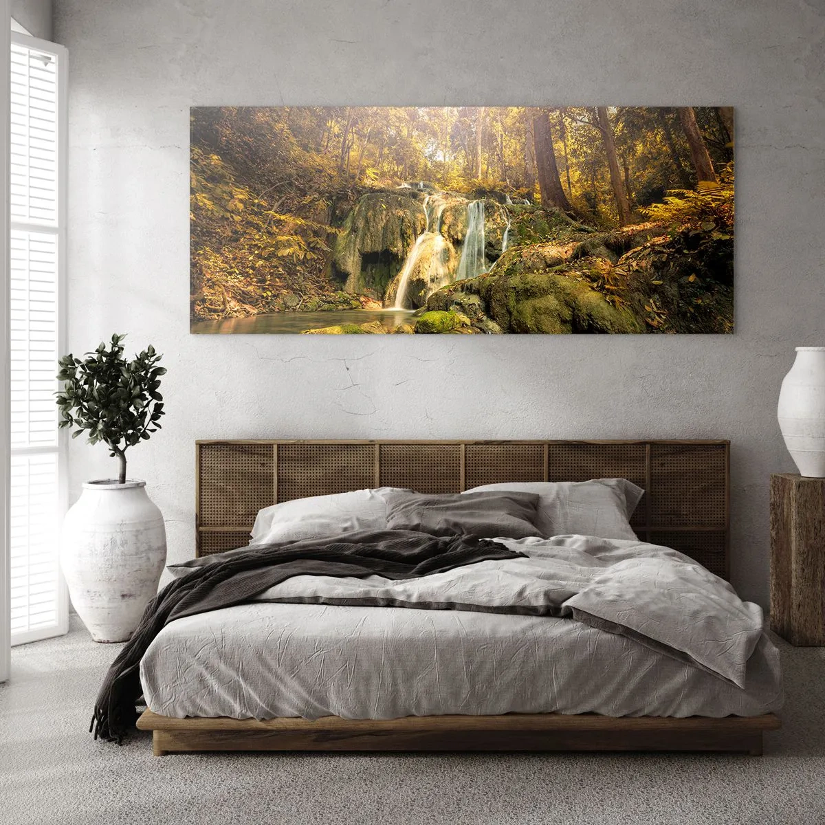 Billede på glas - Skovkaskade i grønt - 90x30 cm